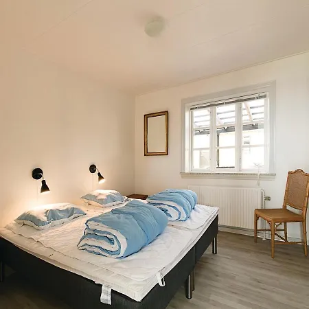 - 09 Apartment *